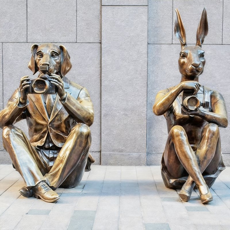 Dealbhóireacht Théama “Ghrianghrafadóir Ainmhithe”.