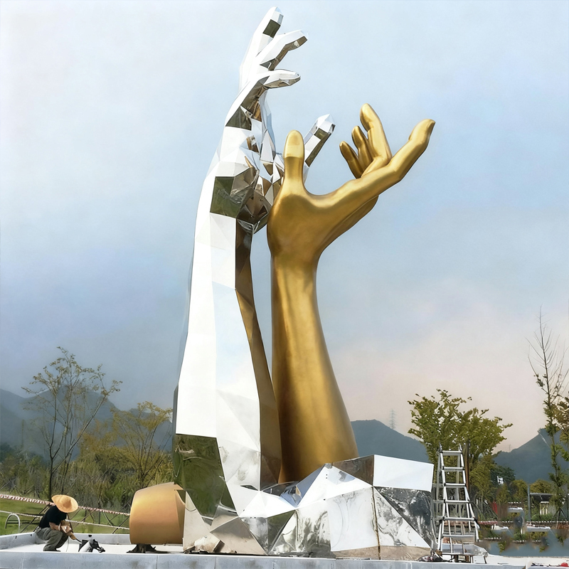 Dealbhóireacht Ealaíne Cruach Dhosmálta Abstract Allamuigh